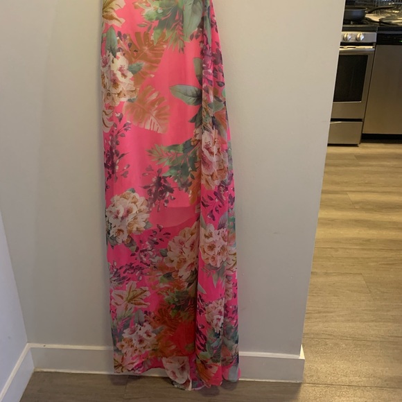 Show Me Your MuMu Erlyn Maxi Dress - Tropical Barbie - Picture 3 of 7